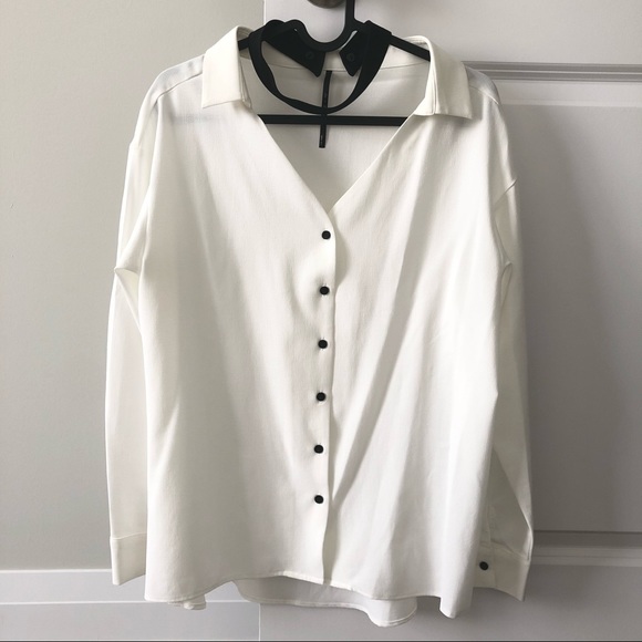 V-shape Choker Blouse Long Sleeve - Picture 2 of 6